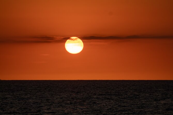 2 Hours Catamaran Sunset Tour - Timing, weather, and cancellation rules