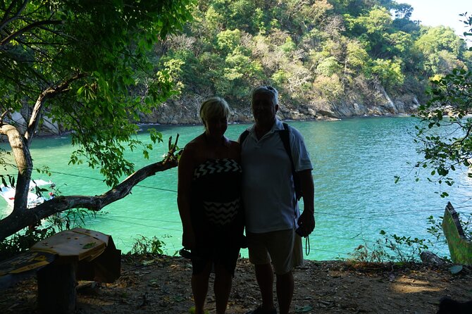 All-inclusive Colomitos cruise and Animas beach snorkeling - The ride home is part sightseeing, part party