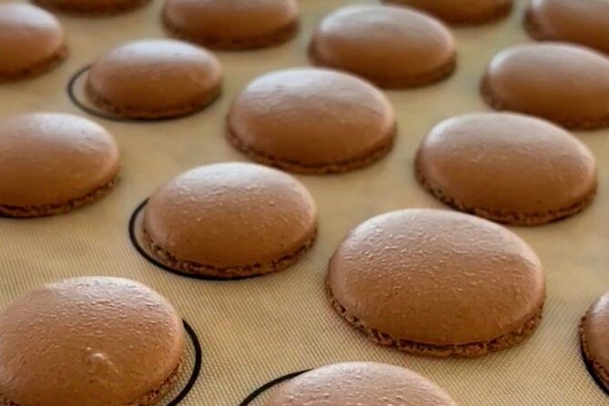 Chocolate Macarons Workshop in Puerto Vallarta - Ney’s Step-by-Step Teaching Style