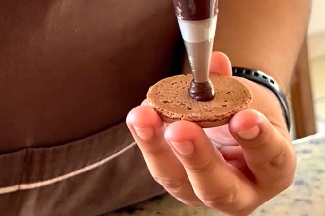 Chocolate Macarons Workshop in Puerto Vallarta - The Sea View and Air-Conditioned Room