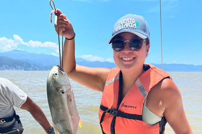 Discover Hobie-Cat Sailing and Fish your own Lunch - Setting Fishing Lines While You Sail