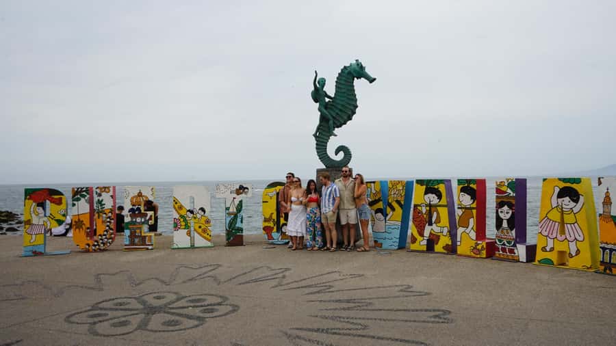 Guided tour of Vallarta in one day - What this six-hour Puerto Vallarta tour tries to do