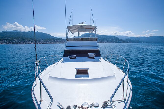 Hatteras 42-44' Classic Yachts in Puerto & Nuevo Vallarta - What the sightseeing side adds