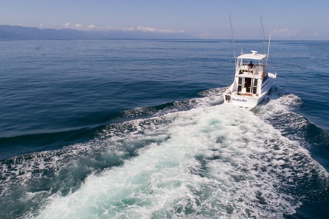 Hatteras 42-44' Classic Yachts in Puerto & Nuevo Vallarta - Crew service can make or break the day