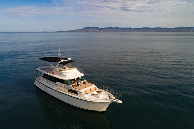 Hatteras 58-61' Luxury Yacht in Puerto Vallarta & Nuevo Nayarit - What the Four to Eight Hours Usually Feel Like