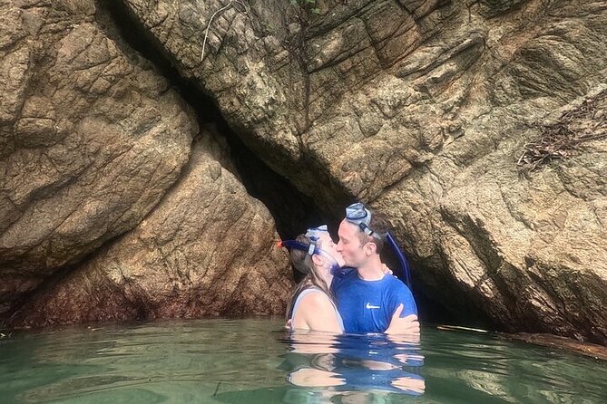 Hidden Beach Snorkeling Adventure - Lunch beside the water in Boca