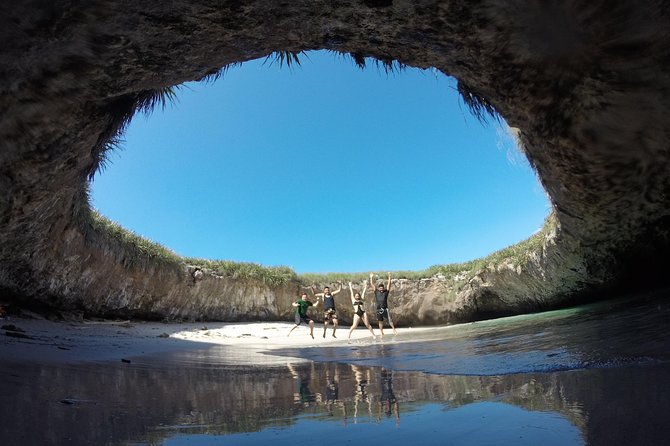 hidden beach tour guaranteed! - Swimming into Playa del Amor