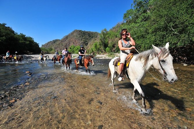 Jungle HorseBack Adventure to Las Palmas Waterfall All Included - Getting comfortable in the saddle