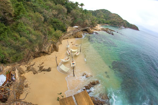 Las Caletas Beach & Adventure Park with buffet lunch and open bar - Four hours at Las Caletas: choose your priorities