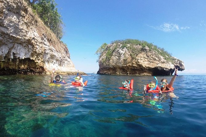 Los Arcos, Animas and Quimixto Snorkel Cruise in Puerto Vallarta All Inclusive - Breakfast, drinks, and the onboard mood