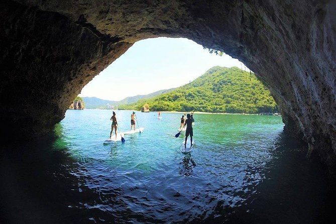 Los Arcos, Animas and Quimixto Snorkel Cruise in Puerto Vallarta All Inclusive - Los Arcos: impressive rocks, uncertain snorkeling