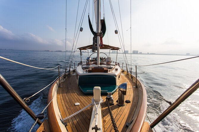 Luxury Puerto Vallarta Shared Sailing Tour: Sail, Swim & Dine - Starting near Puerto Vallarta’s marina