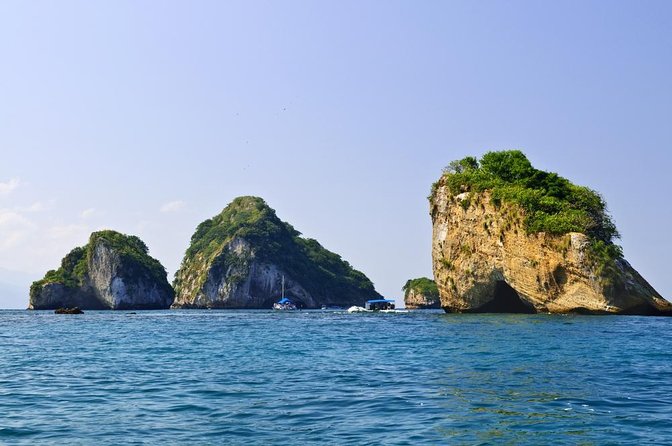 Luxury Yacht & Snorkel with All inclusive Open bar and lunch - Key points before you book