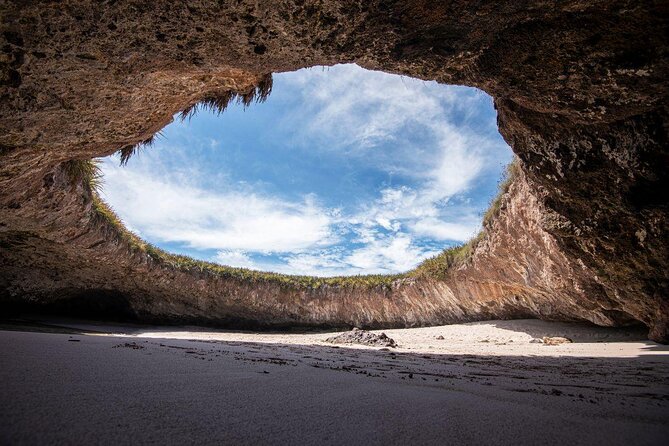 Marietas Islands with Guaranteed Entry to Playa Escondida - Key points to know before booking