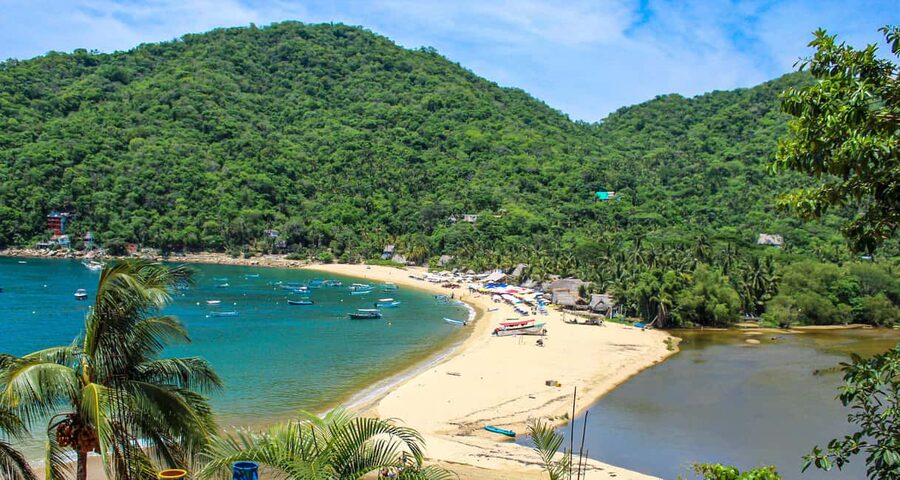Marina Vallarta: Yelapa and Majahuitas Snorkeling Tour - Why Majahuitas is the best active stop