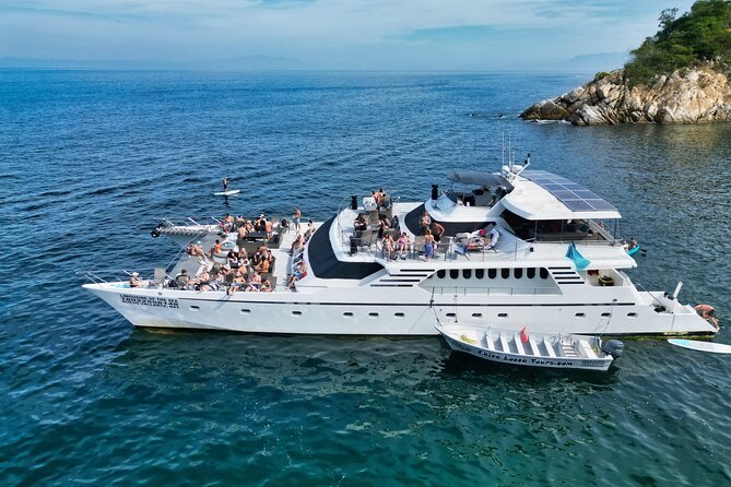 Mega Yacht Limousine of the Sea 1: Puerto Vallarta - Cruising Puerto Vallarta and Banderas Bay