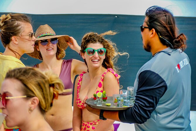 Mega Yacht Limousine of the Sea 1: Puerto Vallarta - Playa Chica Locca, the two-hour beach stop