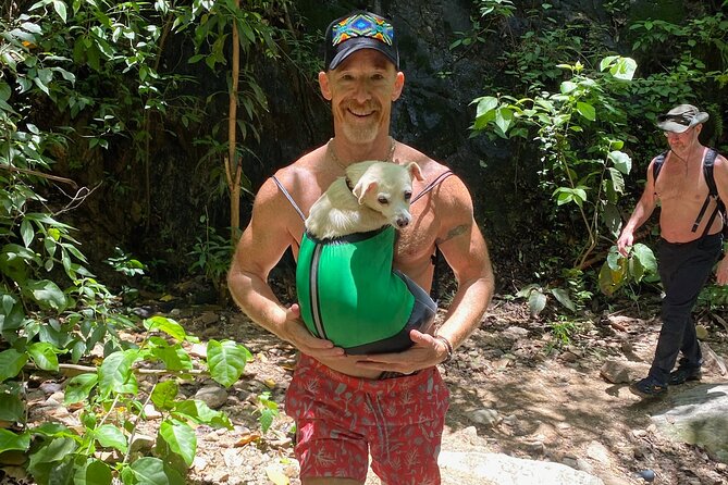 Palo María Waterfalls Hike Half-Day Tour - Curiel’s guiding style