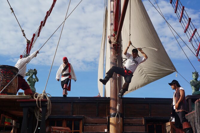 Pirate Ship Premium Dinner Cruise with Show - The honest drawbacks to consider