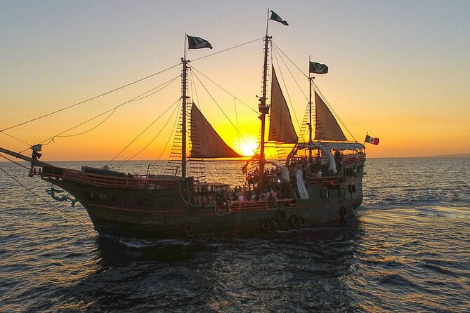 Pirate Ship Tour by day or night! Meals and Drinks included! - Key points at a glance