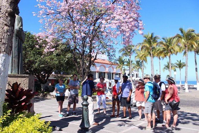 Private City Highlight Tour with Tequila Tasting - Guides, flexibility, and the human side of the day