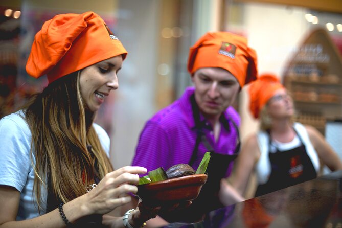 Private Make Your Own Chocolate Experience in Puerto Vallarta - What happens during the 40-minute workshop