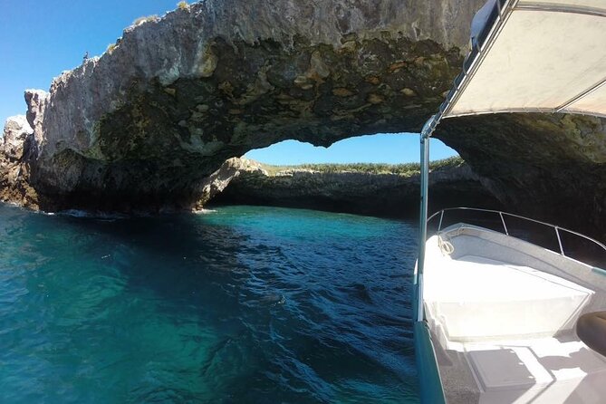 Private Tour Hidden Beach - Reaching Hidden Beach by private boat