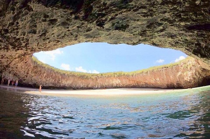 Private Tour Hidden Beach - Is $550.58 a fair price for two?