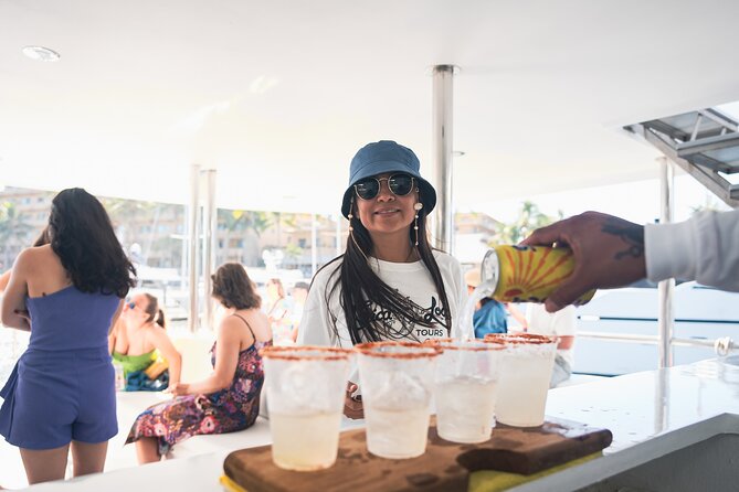 Private Yacht Charter Chica Fun 6 waterslides in Puerto Vallarta - Is $1,940 good value for 15 people?