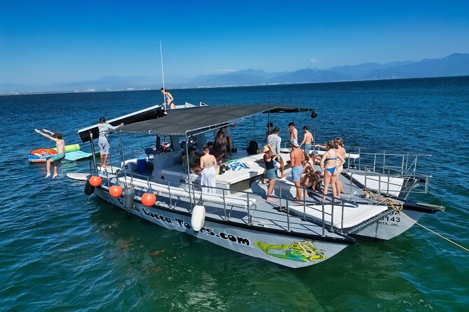Private Yacht Charter ChicaFUN 4 All Inclusive - Meeting points and booking details that matter