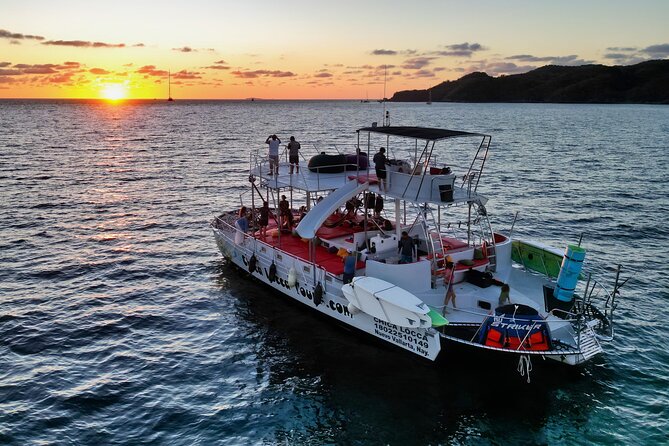 Private Yacht Charter on ChicaFun 1 Waterslides all inclusive - Yelapa: a coastal village with room to play