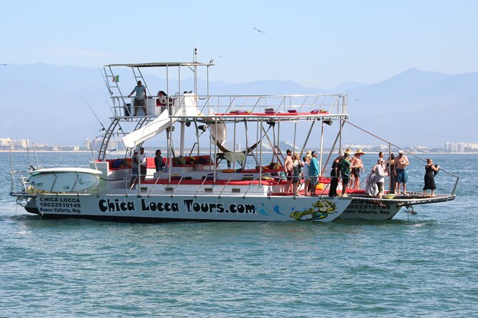 Private Yacht Charter on ChicaFun 1 Waterslides all inclusive - Las Caletas for a slower, more relaxed stop