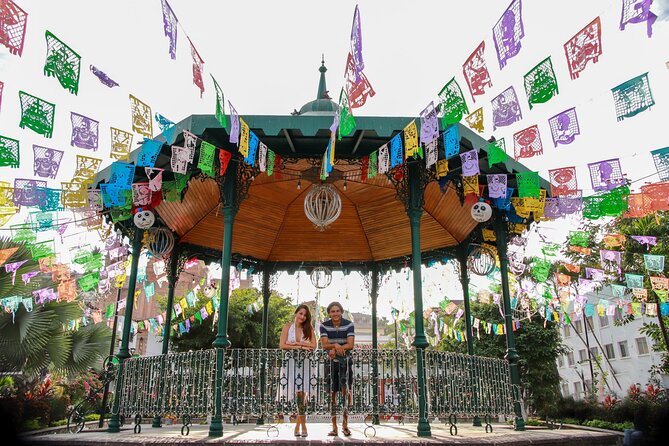 Professional photographer - Puerto Vallarta - Nuevo Vallarta, photo session - What Tania brings to the camera session