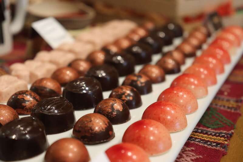 Puerto Vallarta: 2-Hour Chocolate Truffles Workshop - Making six filled chocolates with ganache