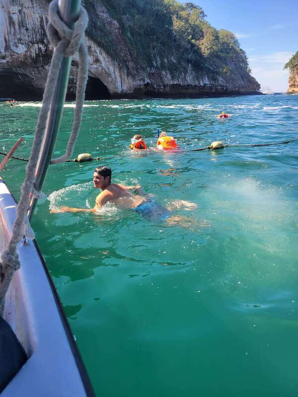 Puerto Vallarta: 3-Hour Whale Watching and Snorkeling - Beach stops can be pleasant, or poorly timed