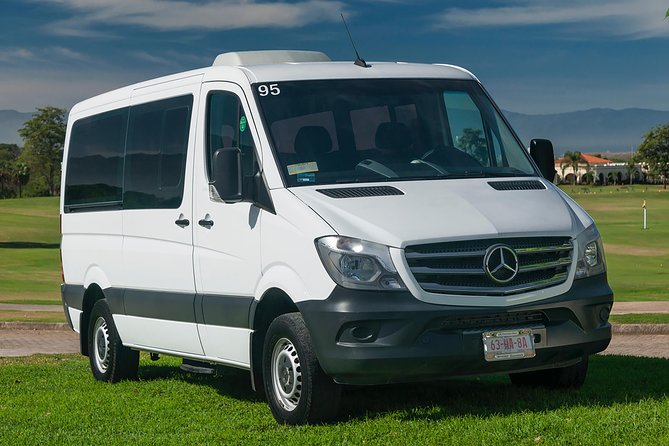 Puerto Vallarta Airport to Hotel Private Transfer by Minivan - The five hotel zones are the key detail