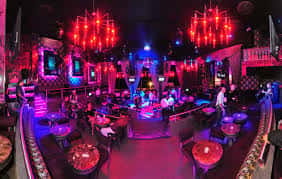 Puerto Vallarta: All you can drink Bar Crawl - Starting at Sky Mandala at 10 PM