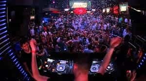 Puerto Vallarta: All you can drink Bar Crawl - The first club: quick entry and a reserved base
