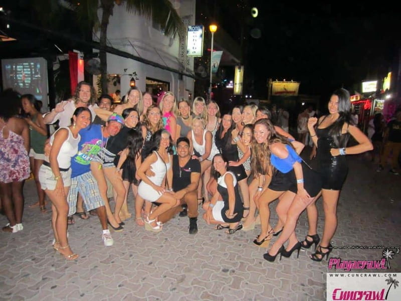 Puerto Vallarta: All you can drink Bar Crawl - The second club: La Vaquita and the late-night push