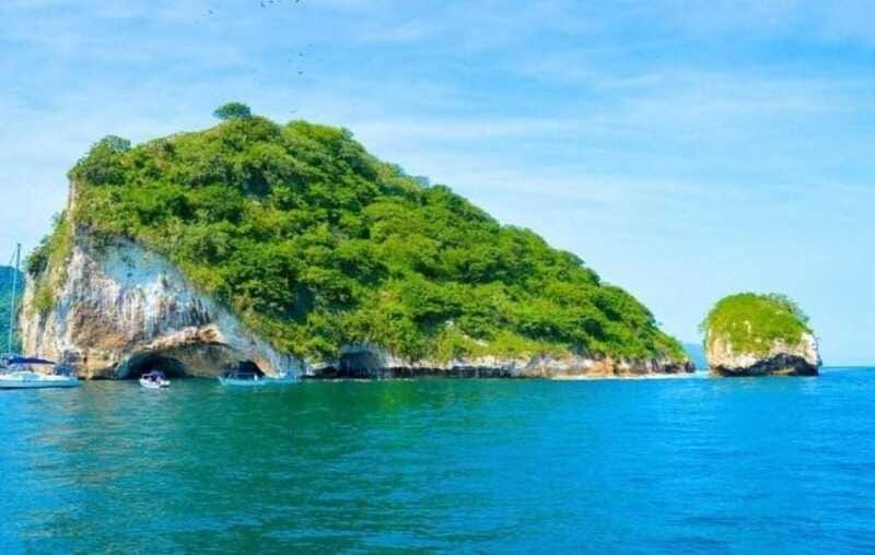 Puerto Vallarta: Beach, Breakfast, Lunch & Open Bar - Las Animas Beach for swimming and lunch