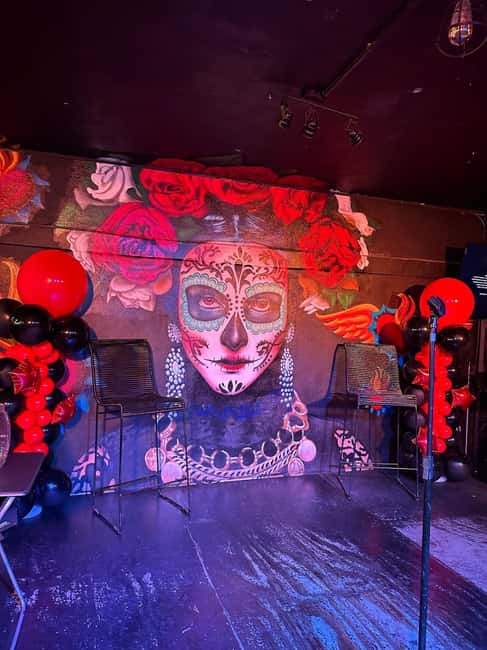 Puerto Vallarta: Cabaret Show with Cocktails & Costumes - Drag entertainment is possible, not guaranteed