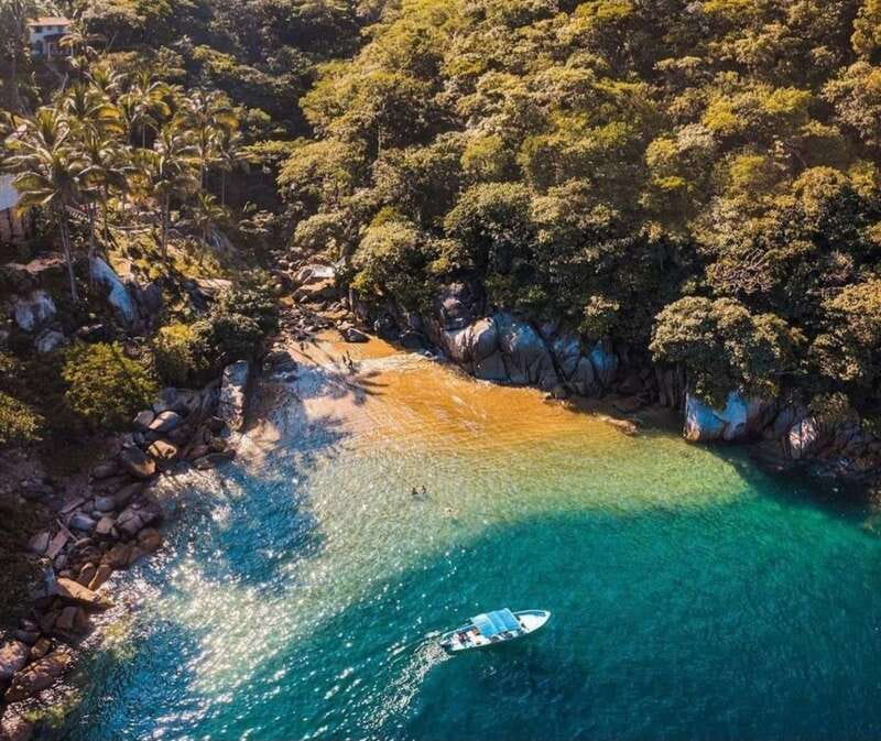 Puerto Vallarta: Full Day Hike to 6 Hidden Beaches & Snorkel - Colomitos Beach: a tiny cove with a big photo stop
