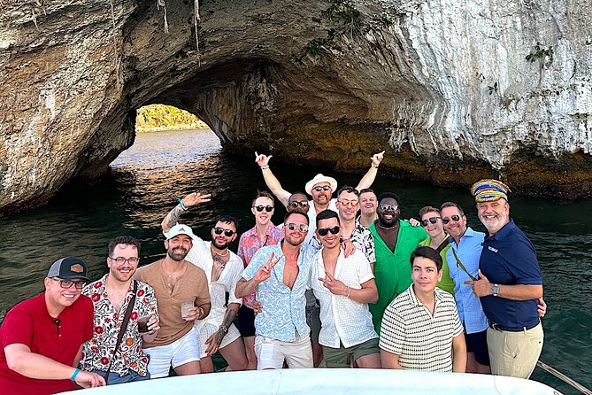 Puerto Vallarta: Gay Luxury Sunset Cruise with Premium Open Bar - Key points to know before you book