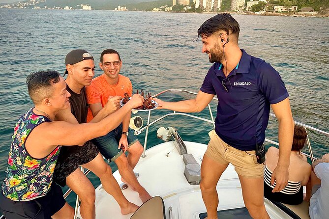 Puerto Vallarta: Luxury Yacht Sunset Cruise with Premium Open Bar - What is served during the cruise