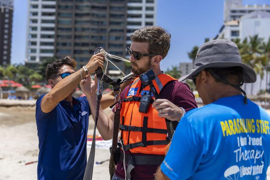 Puerto Vallarta: Parasailing Adventure - Why the sky gives Puerto Vallarta a different look