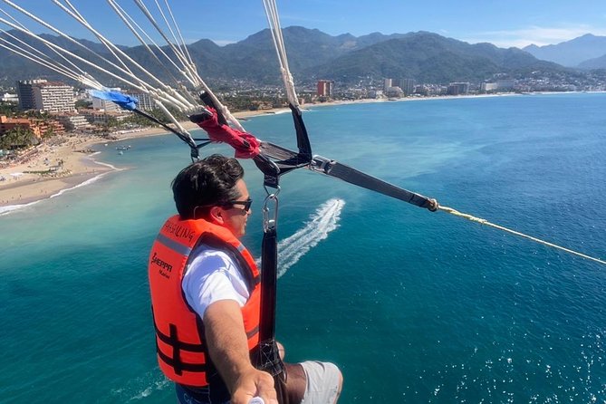 Puerto Vallarta Parasailing Experience - Who will enjoy this most