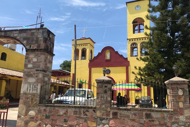 Puerto Vallarta's Historic Mexican Village Tour: El Tuito - Why El Tuito feels different from Puerto Vallarta