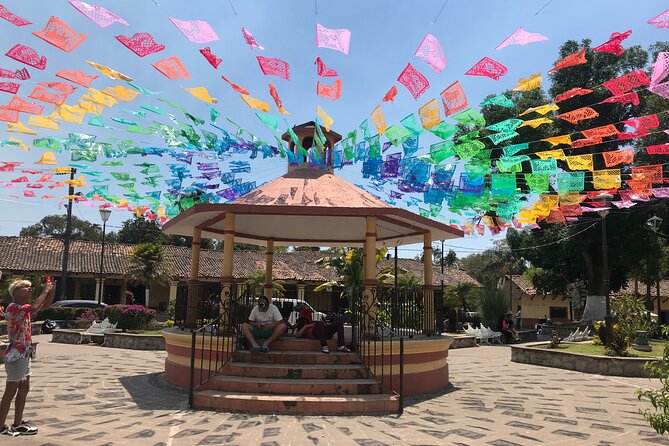 Puerto Vallarta's Historic Mexican Village Tour: El Tuito - The southern coast before the hills