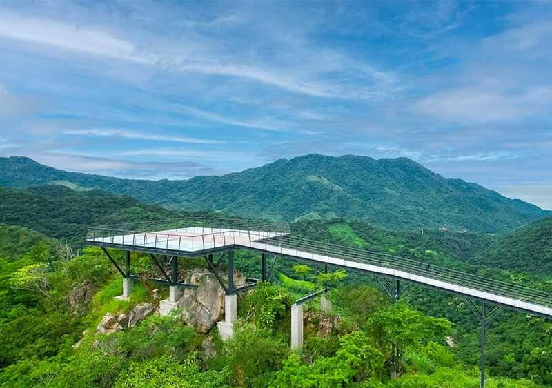 Puerto Vallarta: Walking Tour to Glass ViewPoint Jorullo - Seasonal Fruit, Tequila, and the Welcome Drink