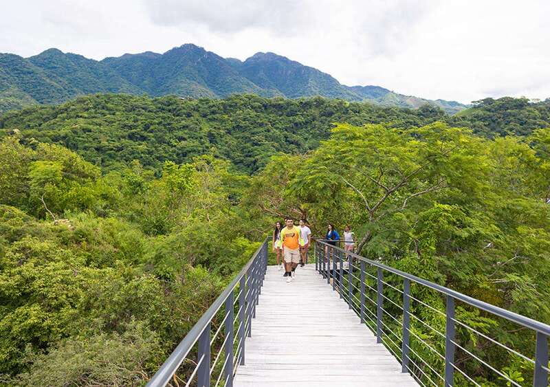 Puerto Vallarta: Walking Tour to Glass ViewPoint Jorullo - Guides Make a Noticeable Difference
